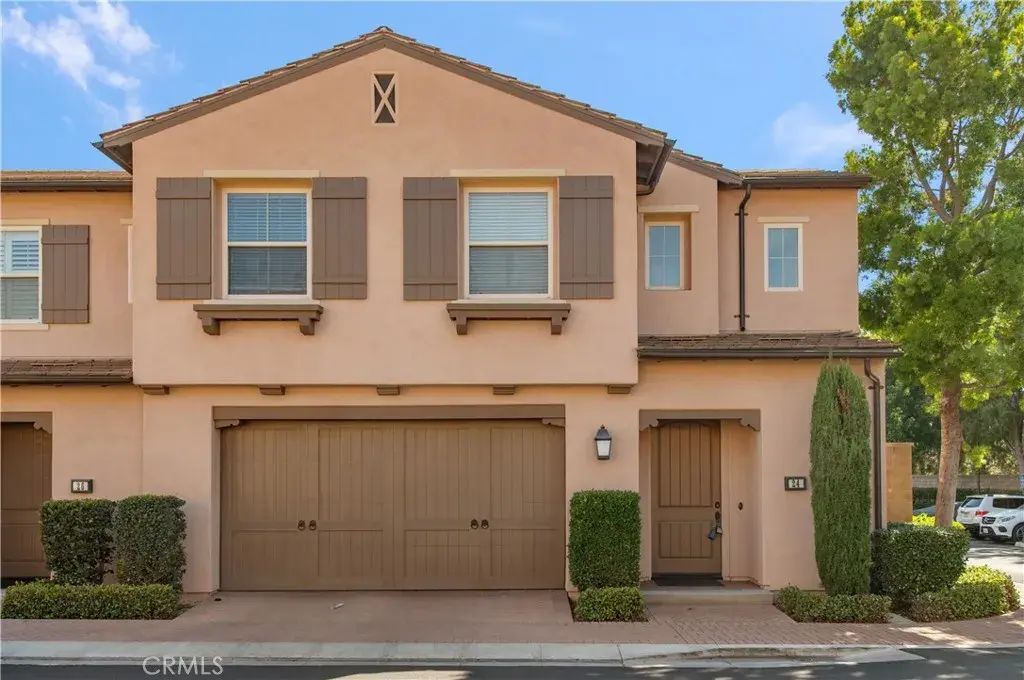 24 Shellbark, Irvine