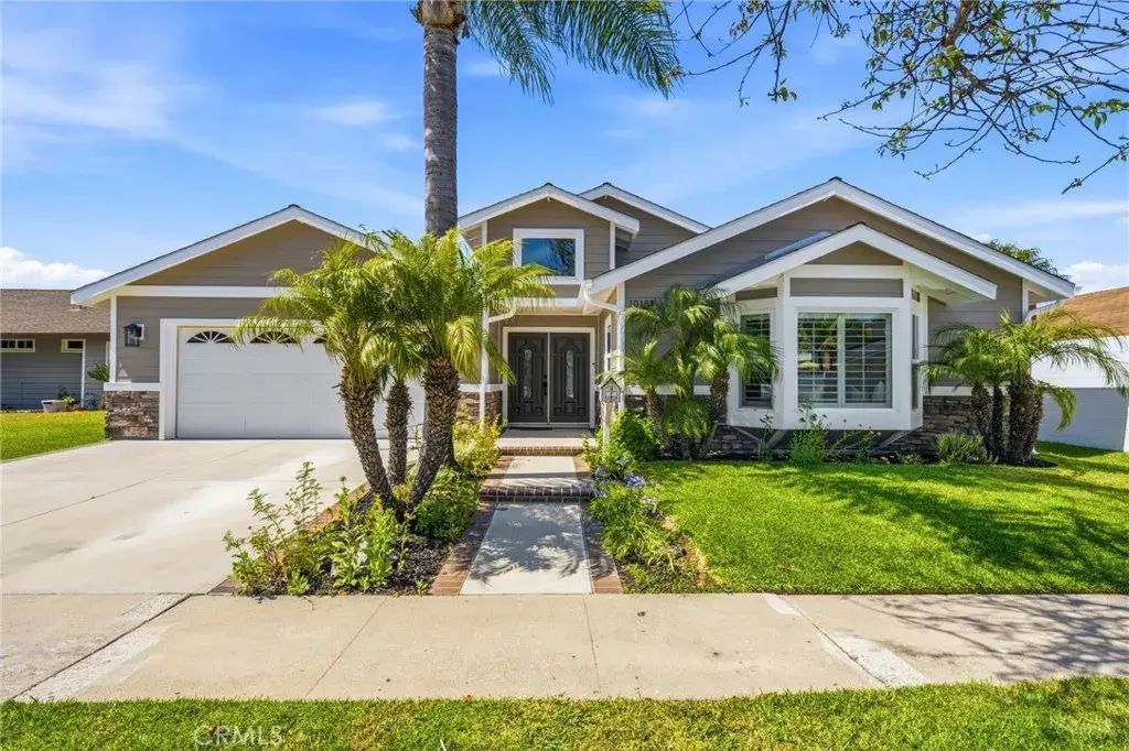 10151 Bismark, Huntington Beach