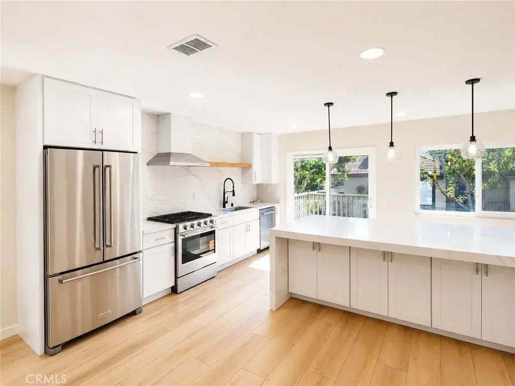 4 Misty Shadow, Irvine