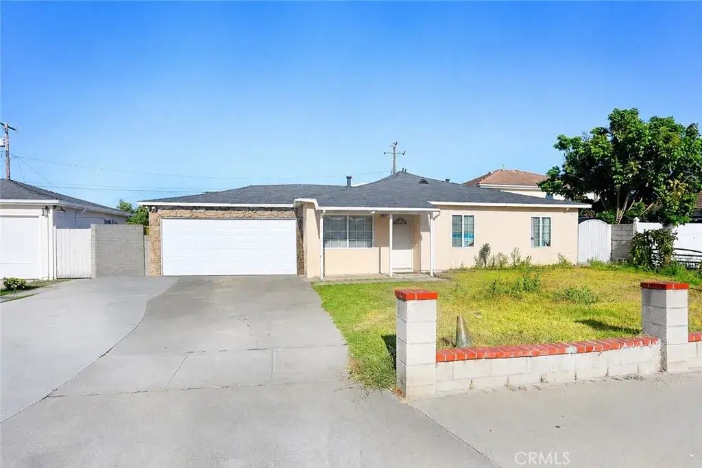 14902 Purdy, Midway City