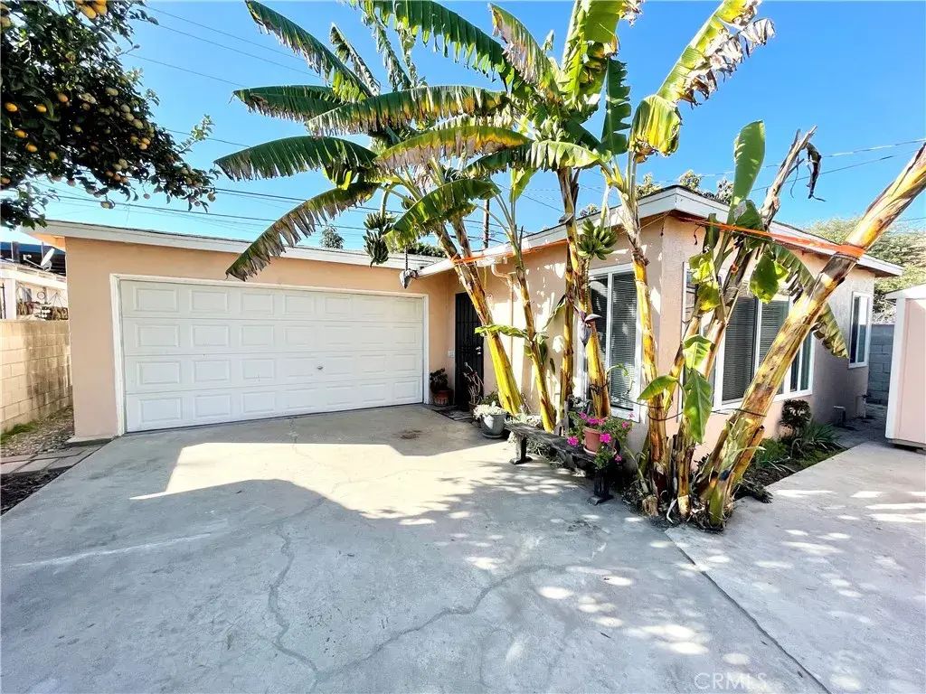 3313 Adriatic Avenue, Long Beach