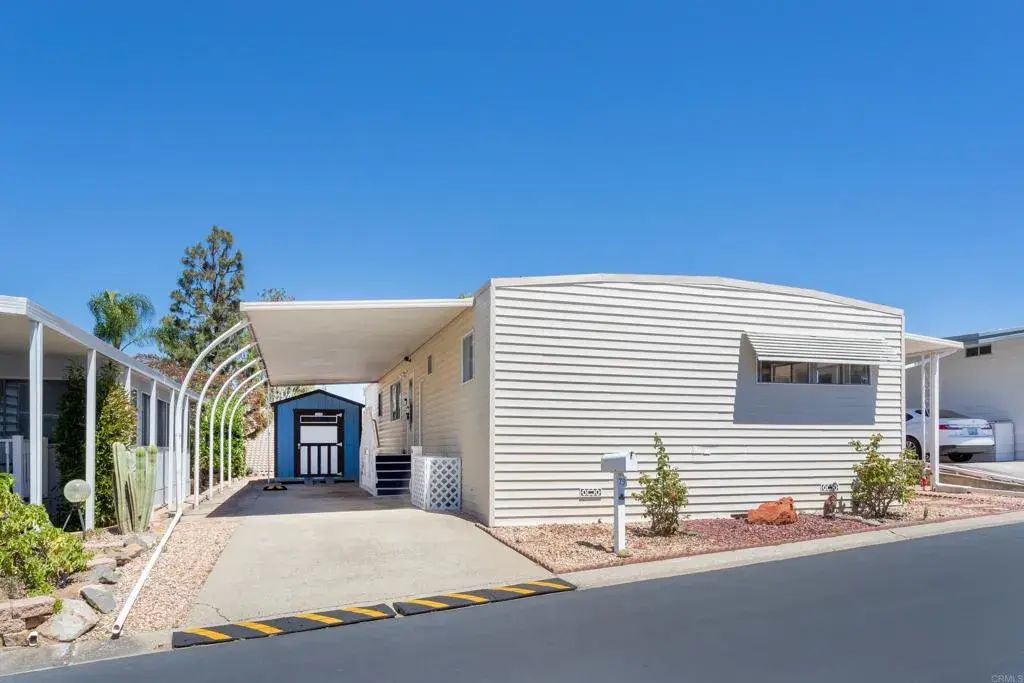 1145 E Barham Drive 79, San Marcos