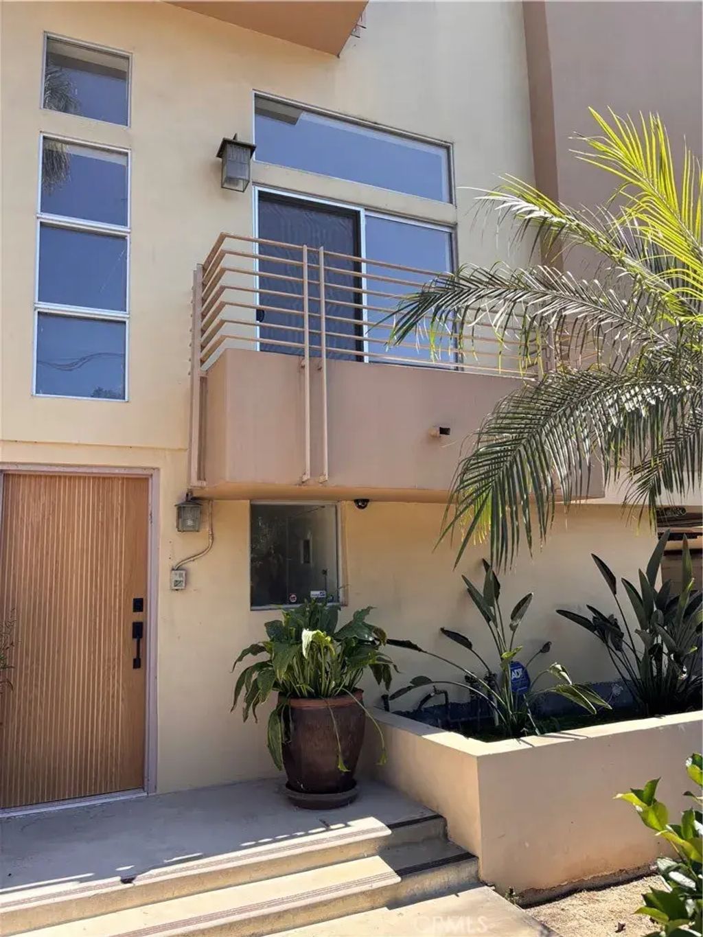 13440 Moorpark Street 101, Sherman Oaks