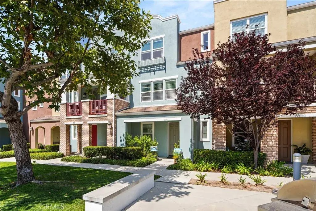 554 N Cabernet, Covina