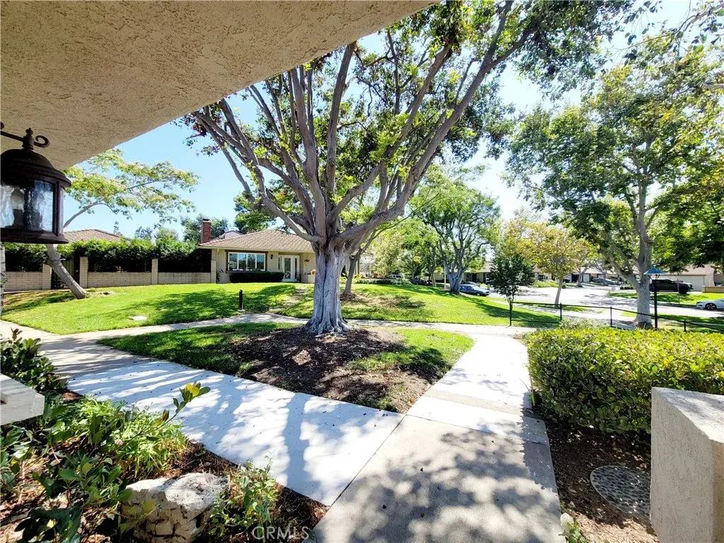 5155 Thorn Tree Lane, Irvine