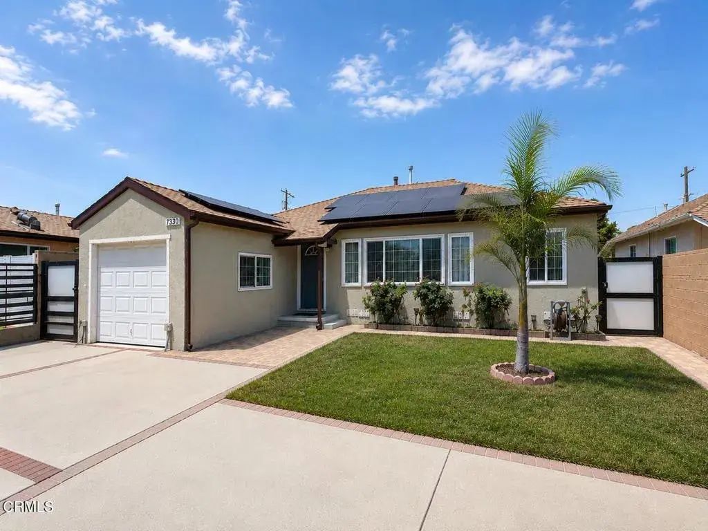7330 Satsuma Avenue, Sun Valley