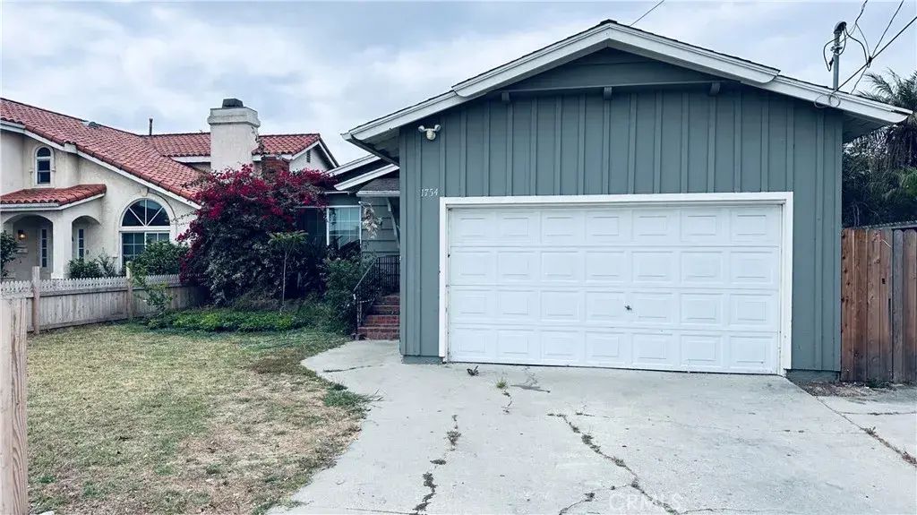 1754 256th, Lomita