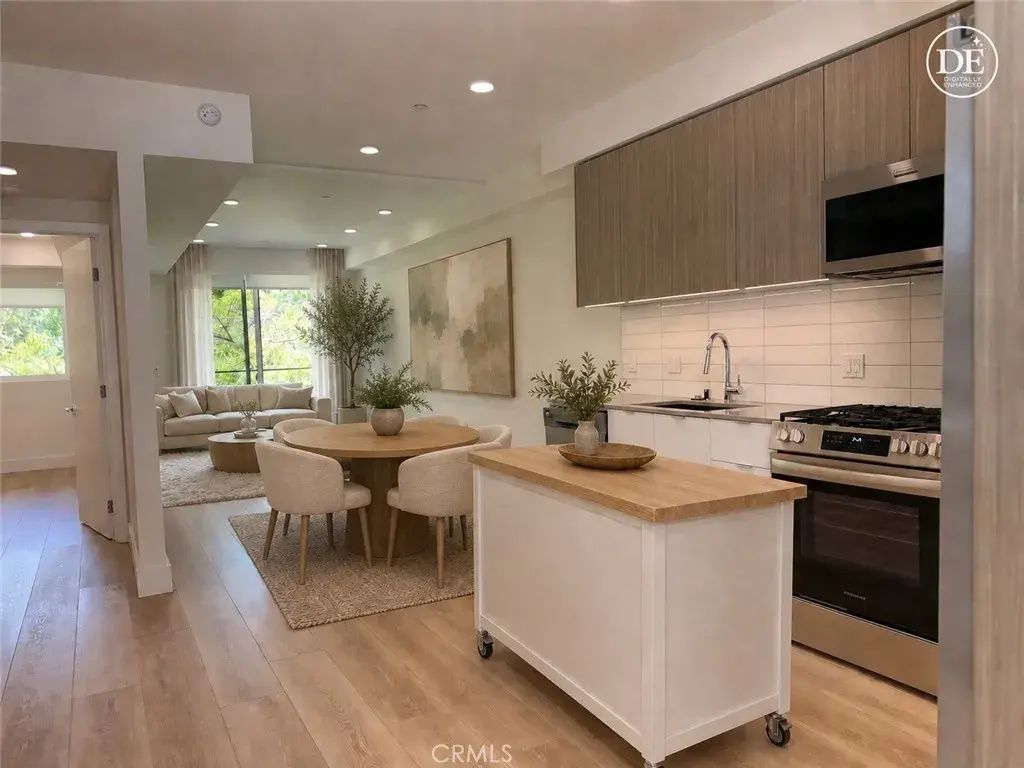 12078 Guerin Street 402, Studio City