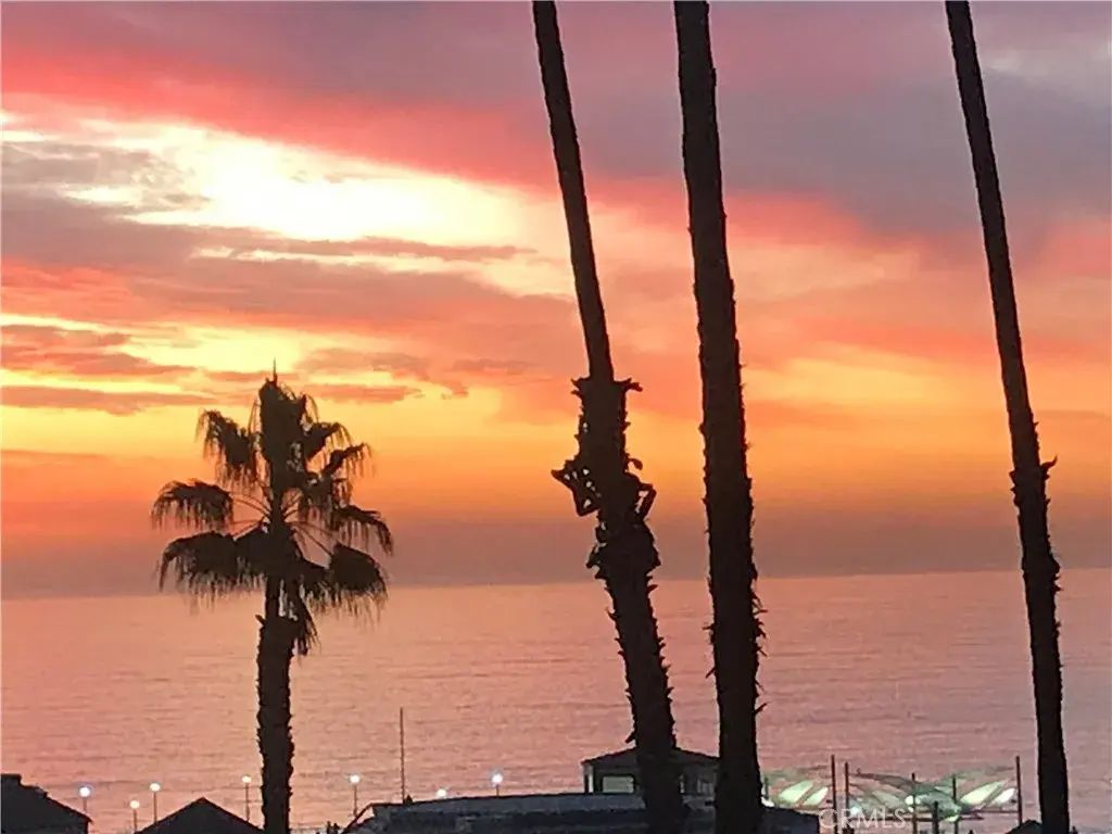 620 The Village 302, Redondo Beach