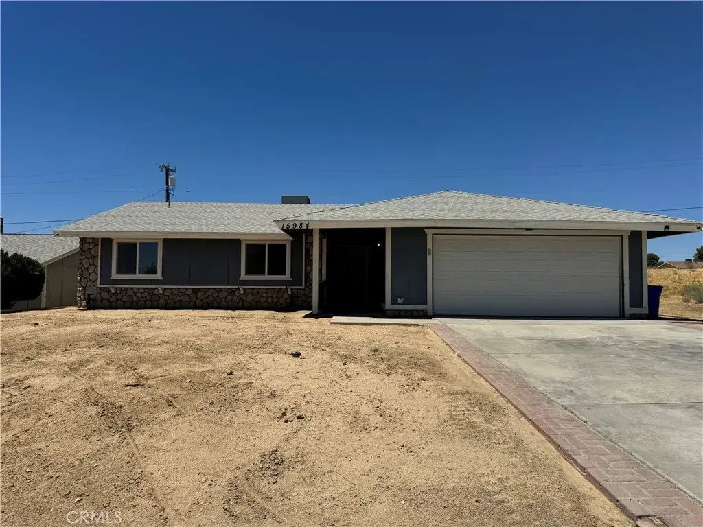 15984 Coronado, Victorville