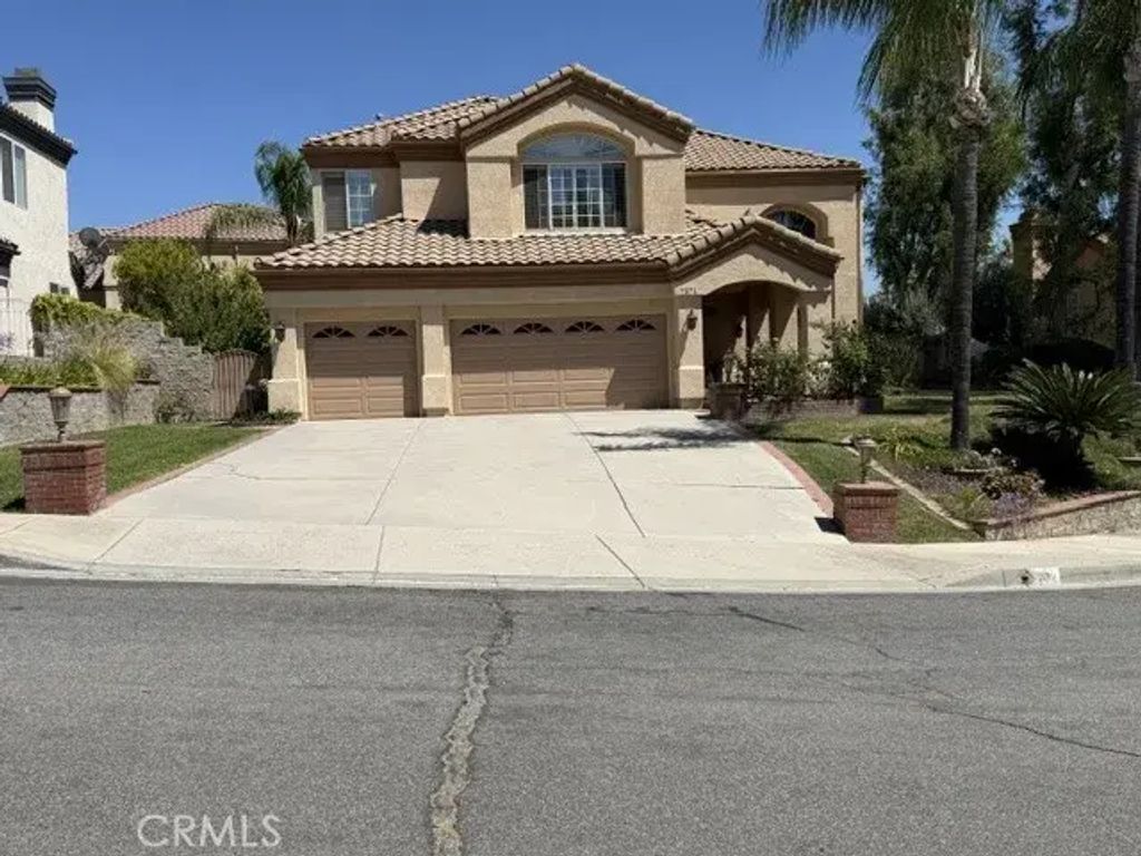 7271 Deerwood Place, Highland