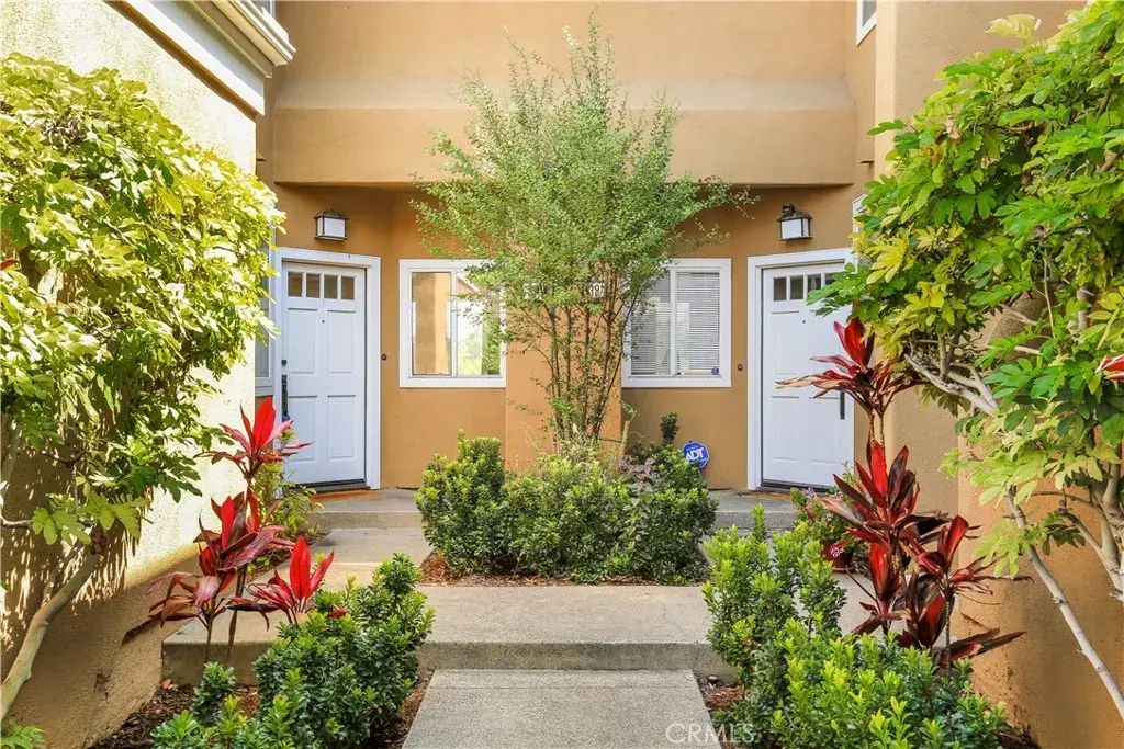 37 Auburn Aisle, Irvine