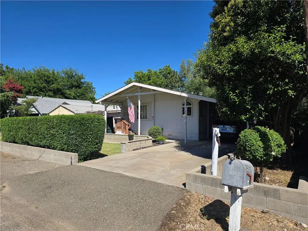 24366 Electric Avenue, Red Bluff