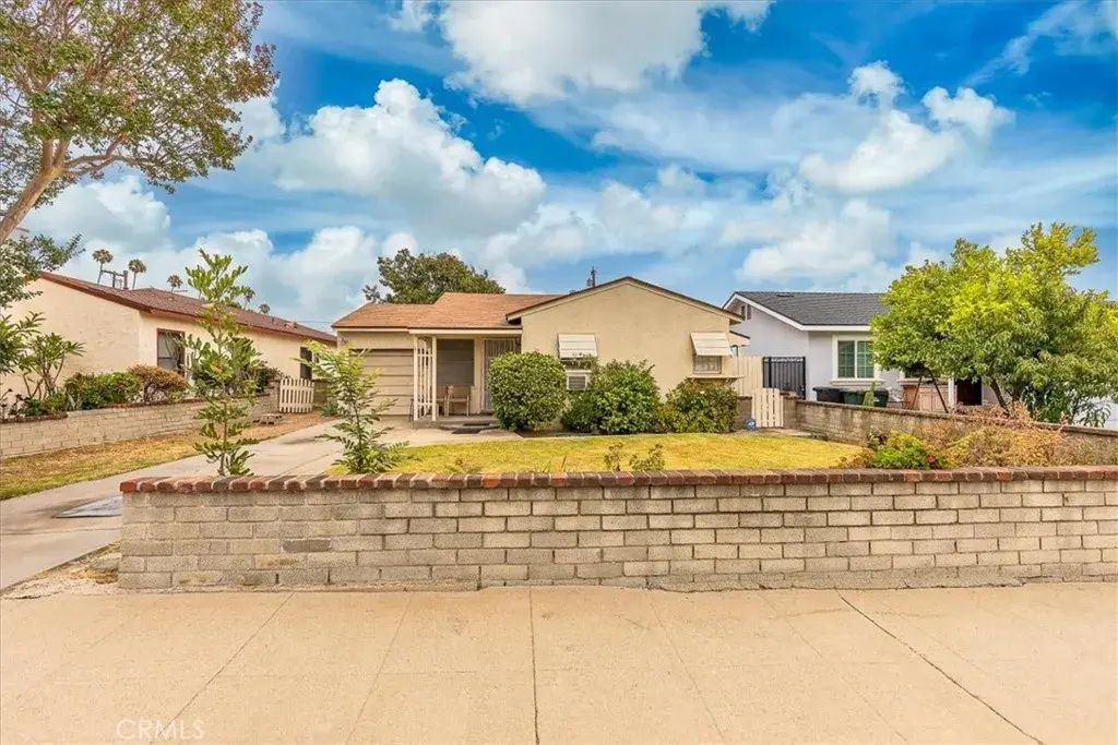 924 Walnut Street, San Gabriel