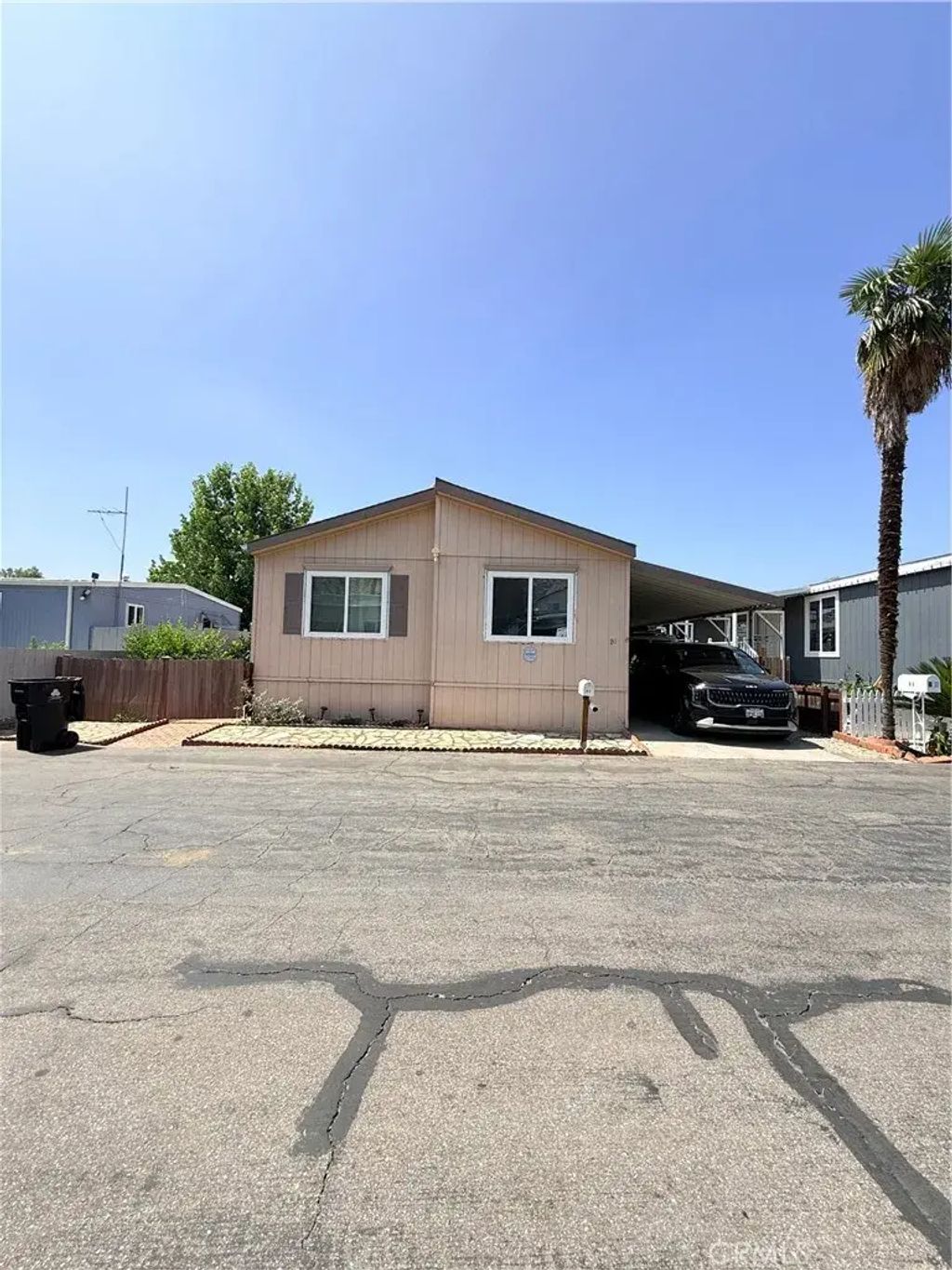 16079 Yarnell B1, Sylmar