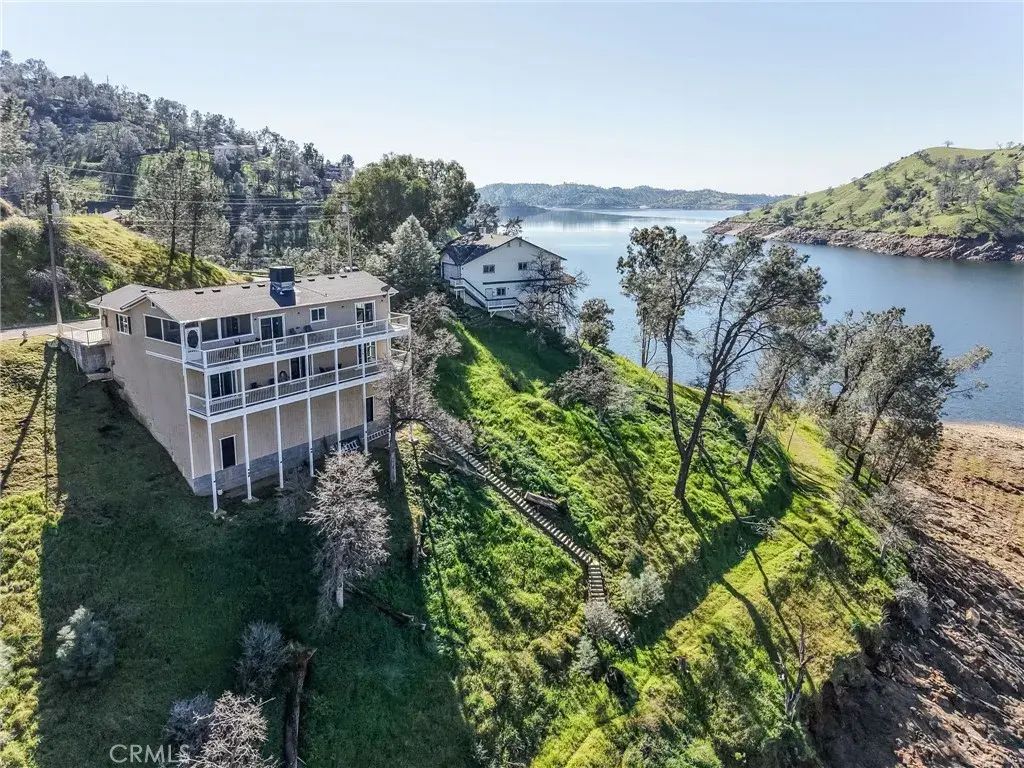 28053 Sky Harbour, Friant