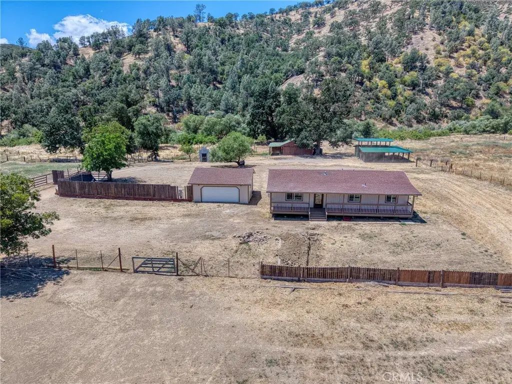 1603 New Long Valley, Clearlake Oaks