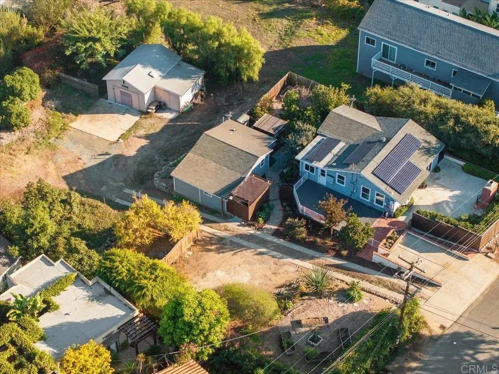 697 Ocean View Avenue, Encinitas