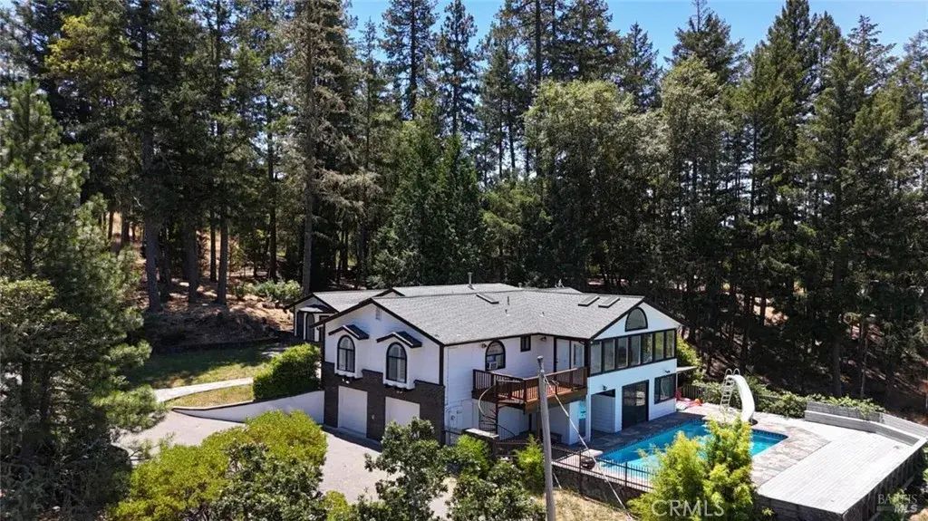 16990 Old Boy Scout, Willits