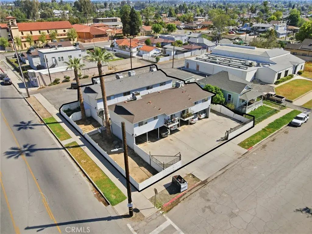 1401 Baker, Bakersfield