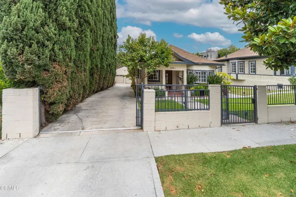 1621 Maltman Avenue, Los Angeles