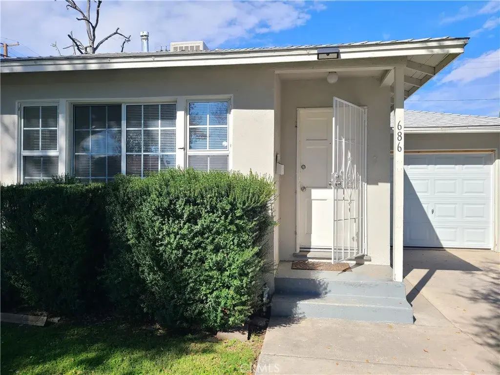 686 Courtland Drive, San Bernardino