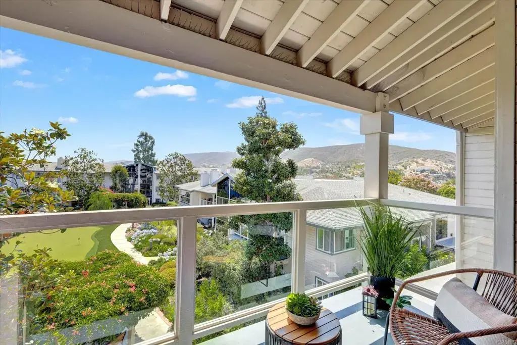 1682 Circa Del Lago A305, San Marcos