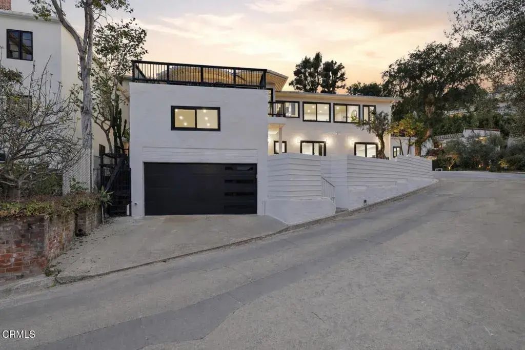 2001 Kenilworth Avenue, Los Angeles