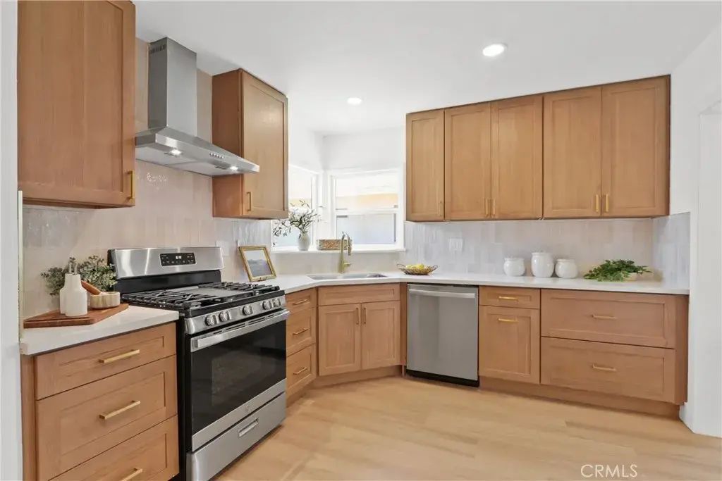 5113 Adenmoor Avenue, Lakewood