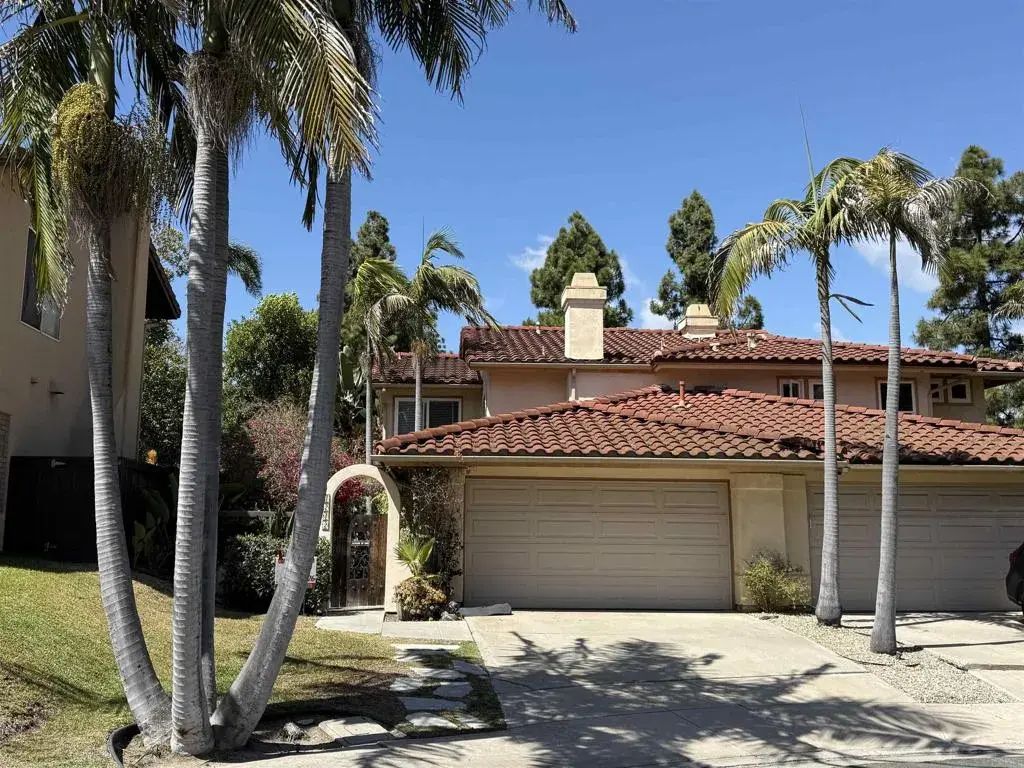 4242 Corte De La Siena, 