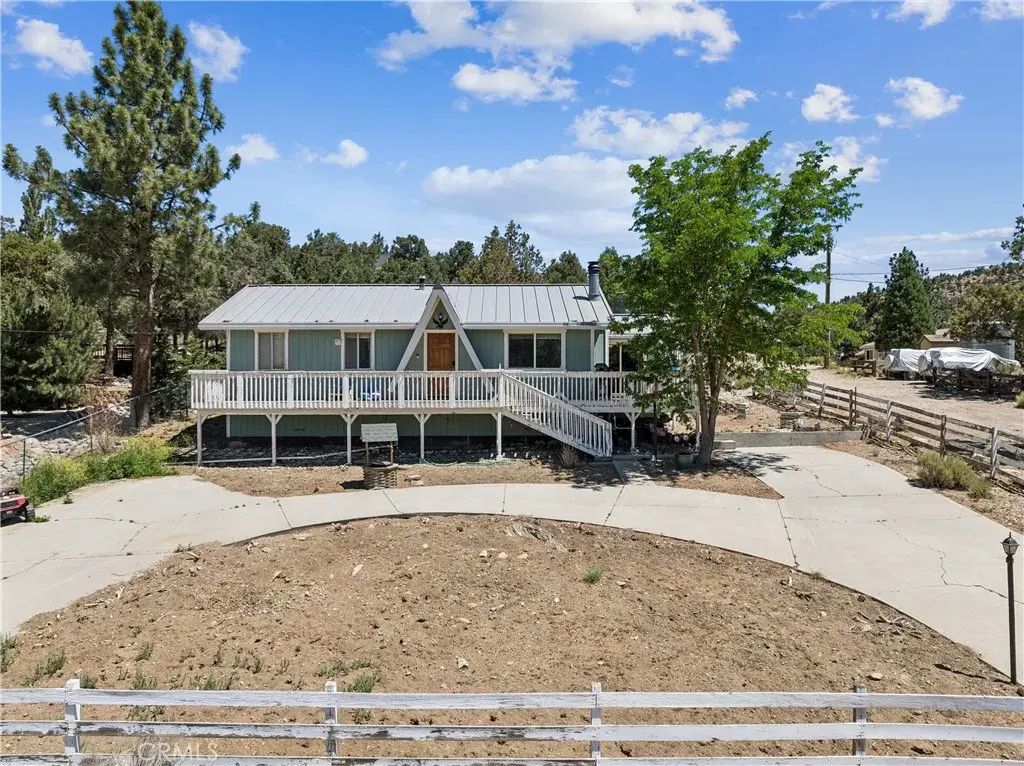 46436 Pioneertown, Big Bear City