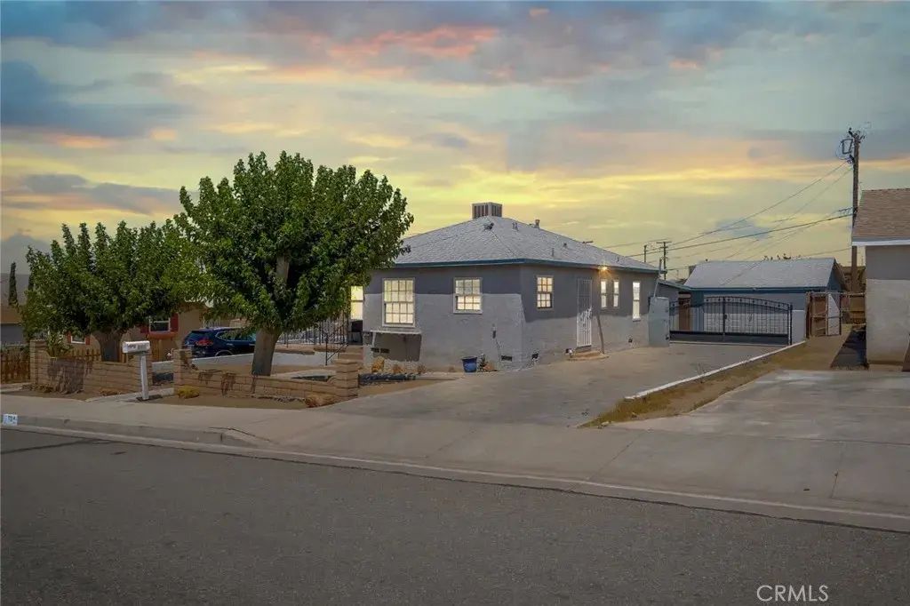 713 Mount Vernon, Barstow