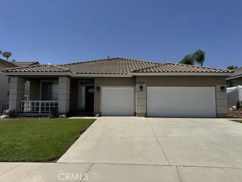 27240 Arrow Point Trail, Corona