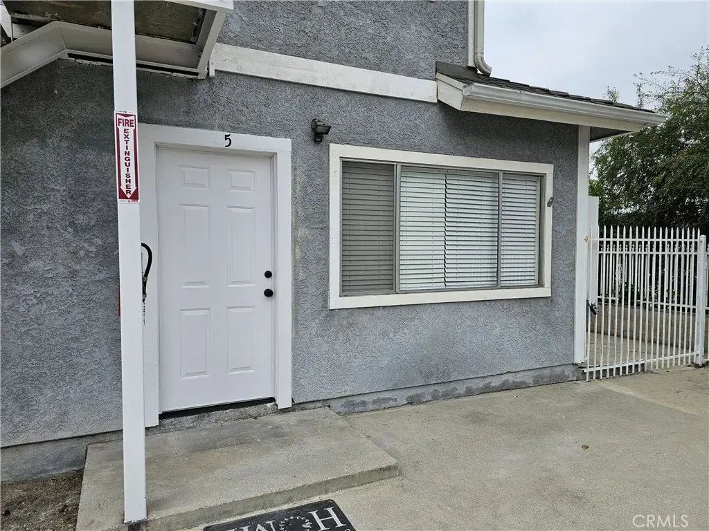 7124 Valmont Street 5, Tujunga