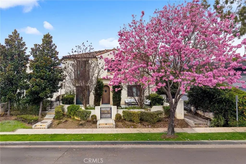 1088 Sunset Boulevard A, Arcadia