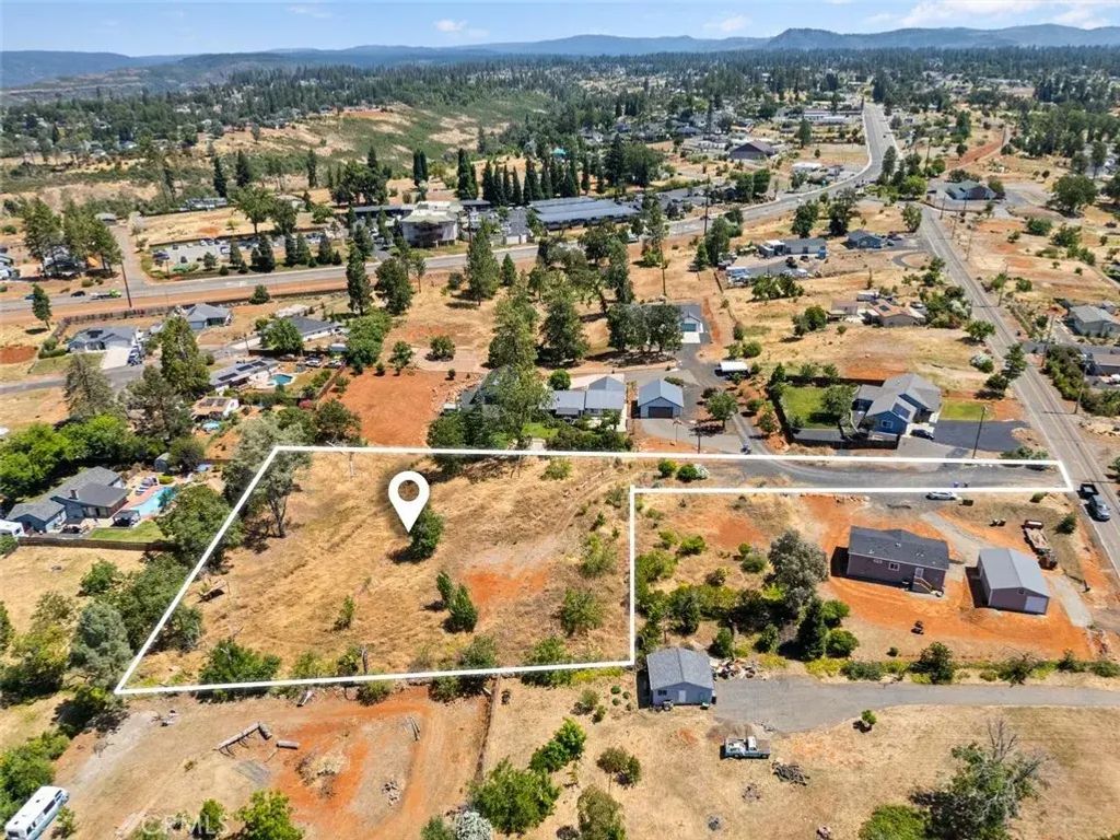3975 Skyview, Paradise