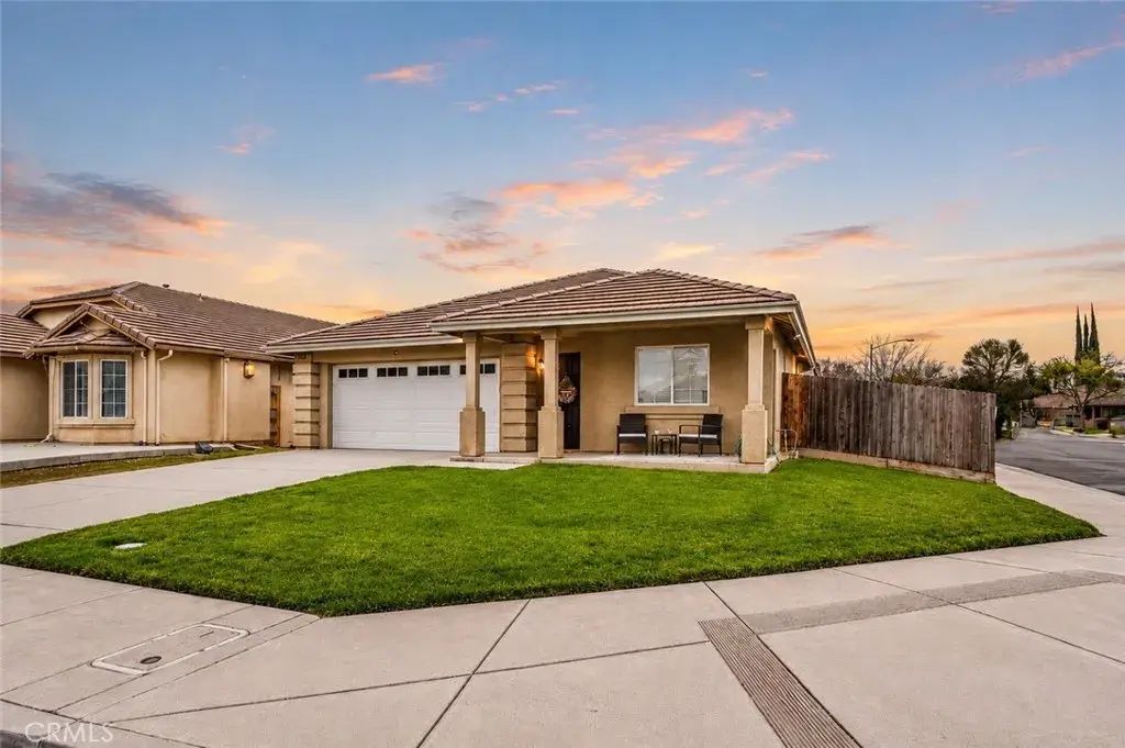 242 Torino Court, Merced