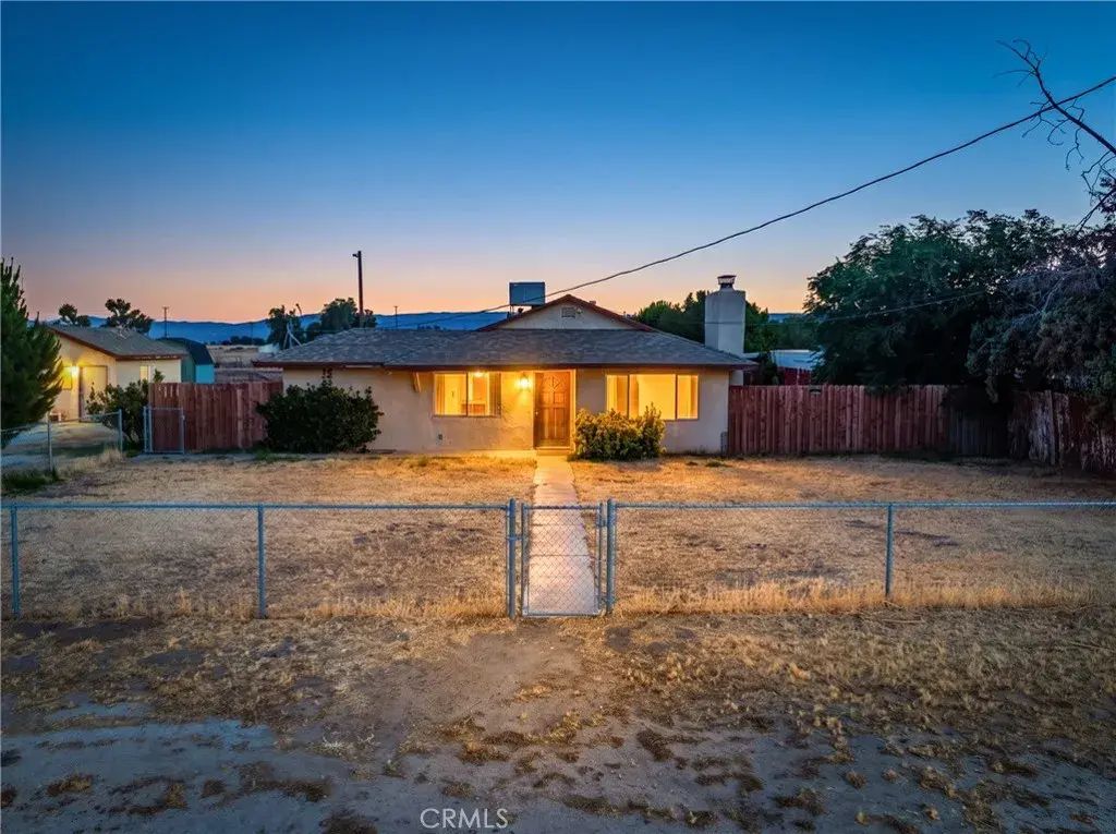8728 W Avenue E12, Lancaster