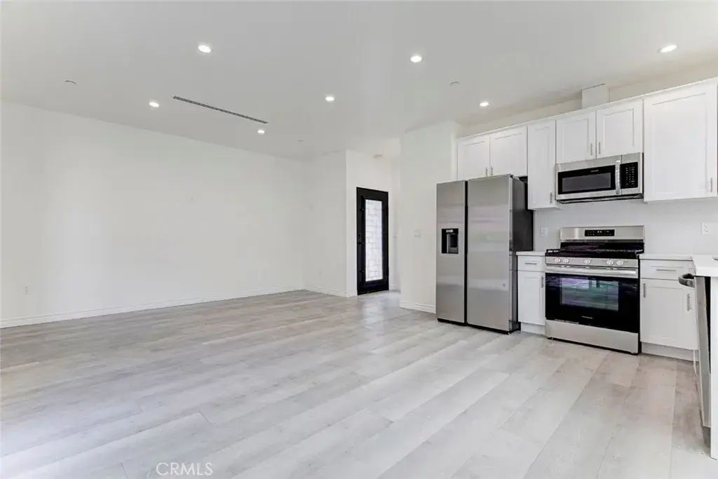 7858 Kyle, Sunland
