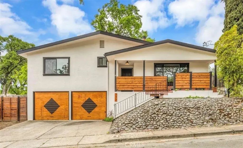 777 Seventh Street, Lakeport