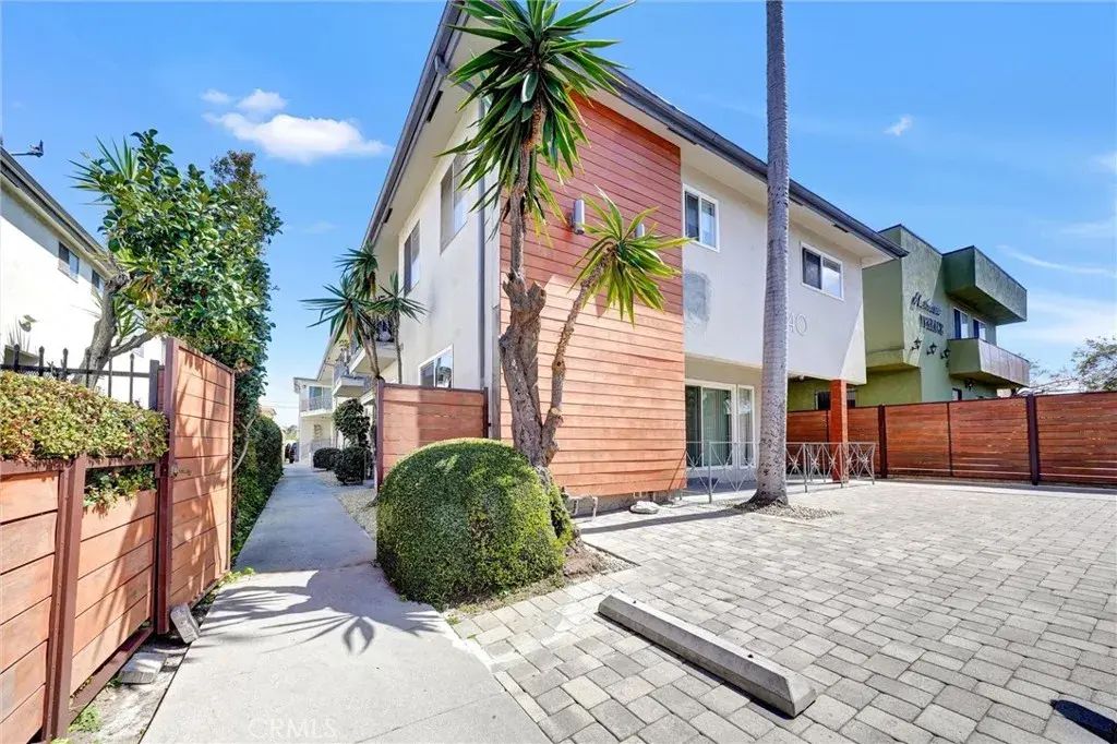2040 S Sherbourne Drive 6, Los Angeles