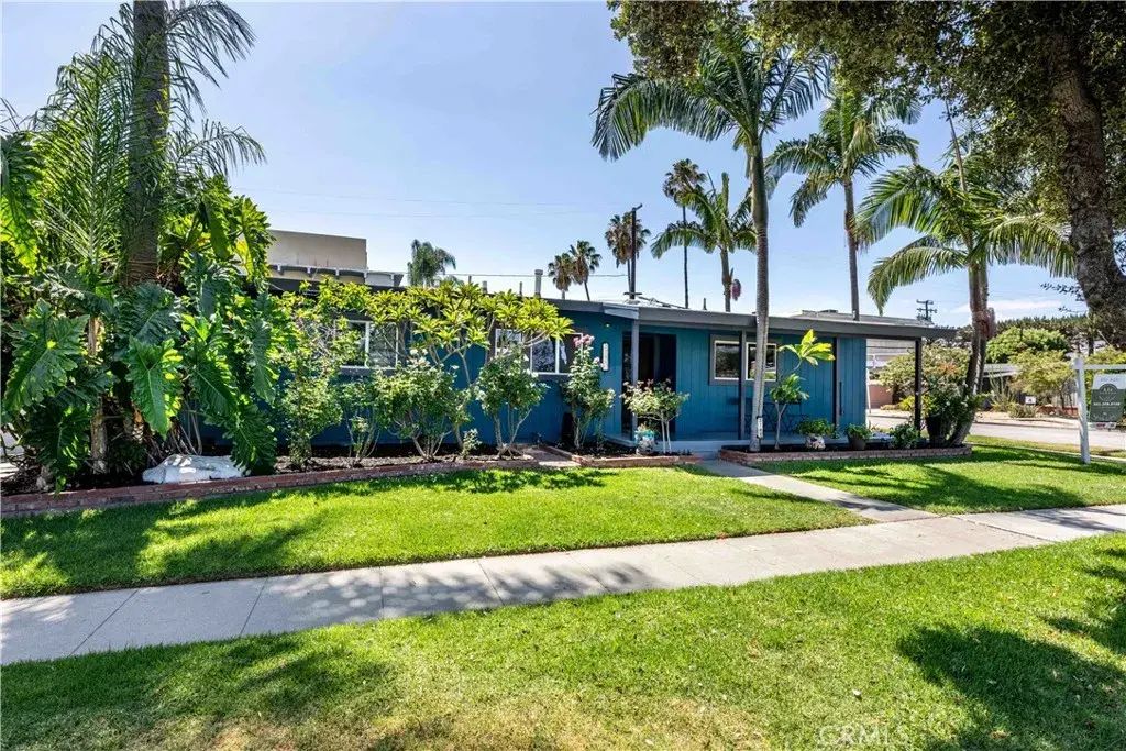 2741 Marber Avenue, Long Beach