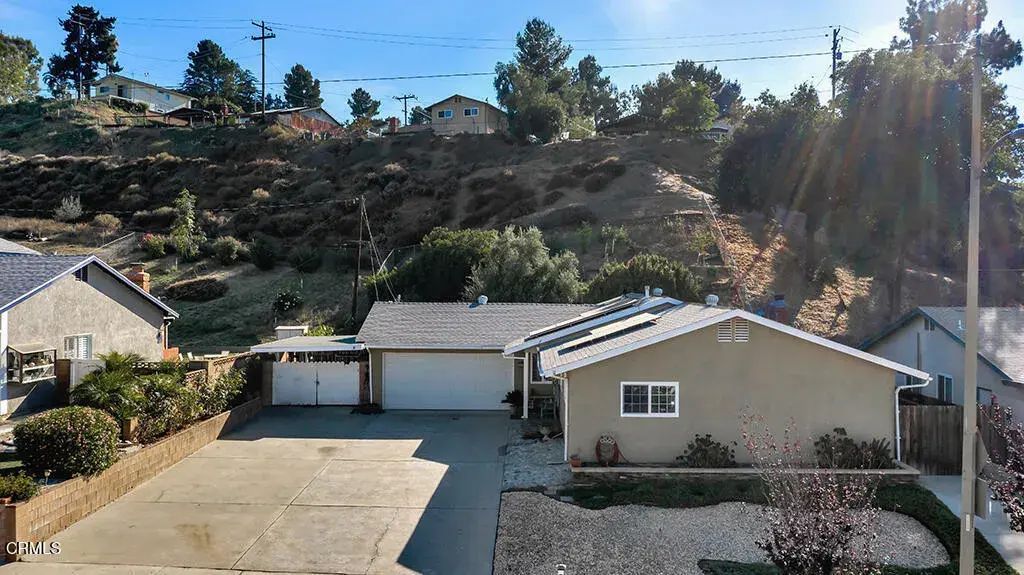 1674 Sunnydale Avenue, Simi Valley