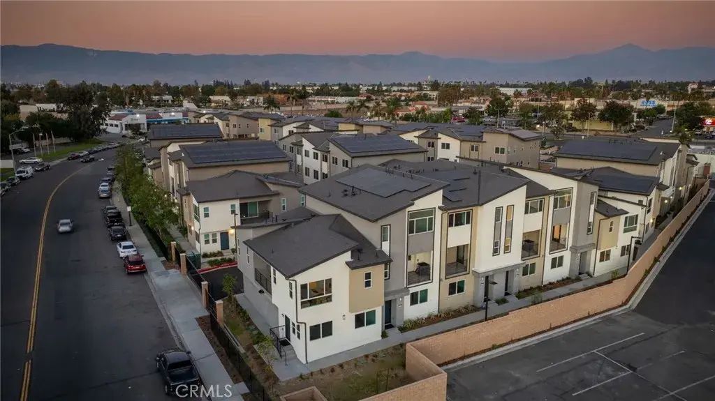 1114 Santo Antonio Drive, Colton