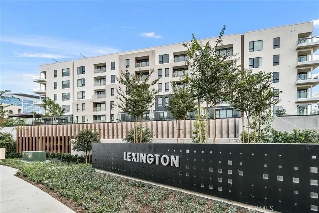 1407 Rivington, Irvine