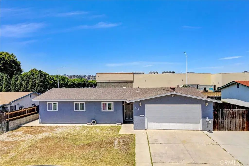 910 Saint George Court, Spring Valley