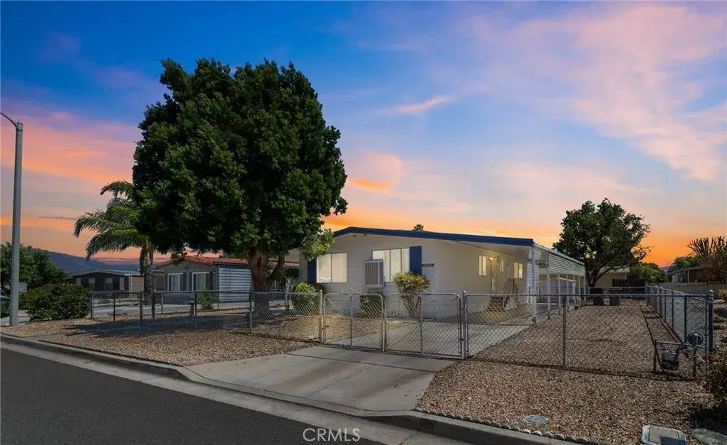 44069 Lloyd Street, Hemet