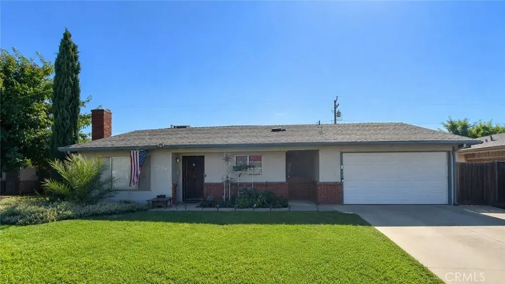 2244 Fairmont, Hanford
