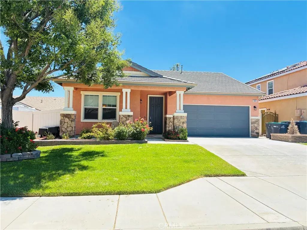 908 Laura Lane, Tehachapi