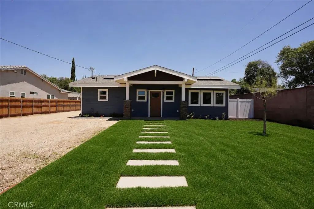 4807 Charlotte Way, Riverside